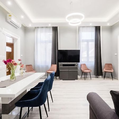 Prime Star Deak Ter Modern Luxury Apartments Budapest Exterior foto